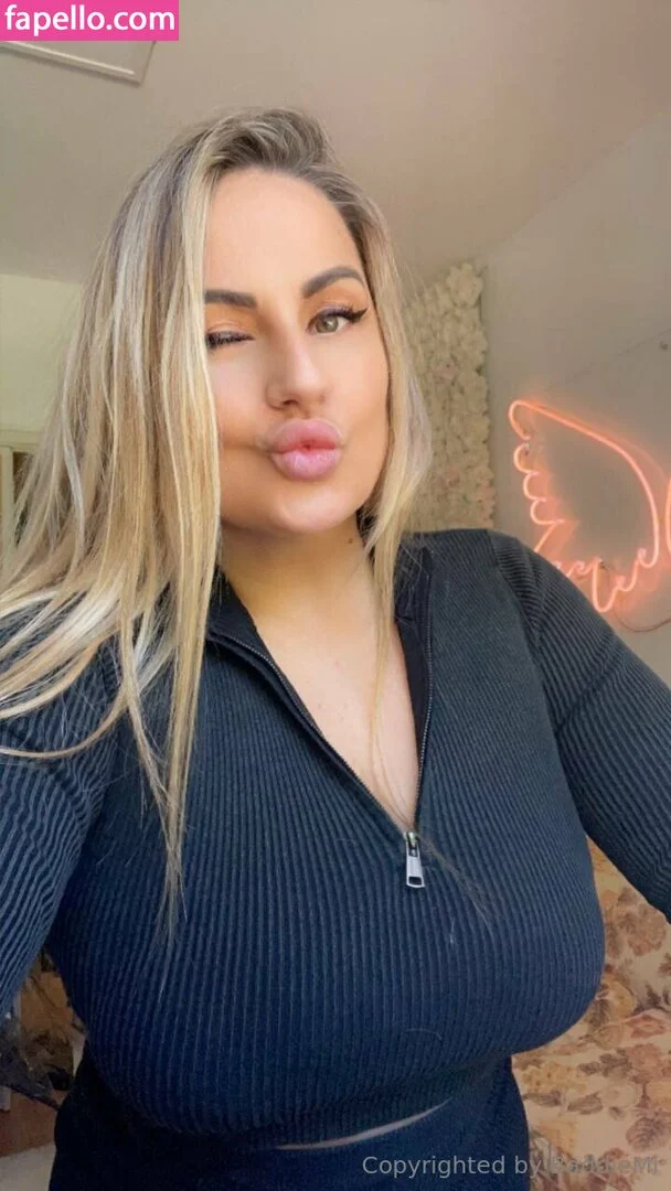 baddiemi Onlyfans Photo Gallery 