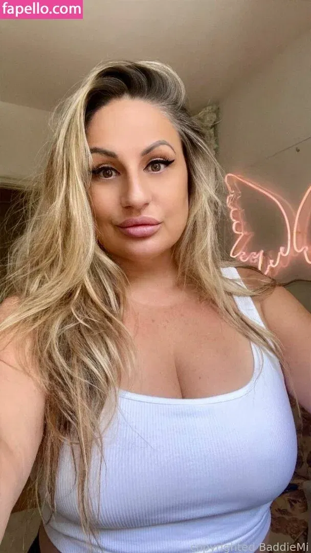 baddiemi Onlyfans Photo Gallery 