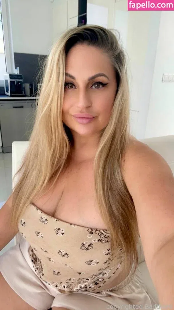 baddiemi Onlyfans Photo Gallery 