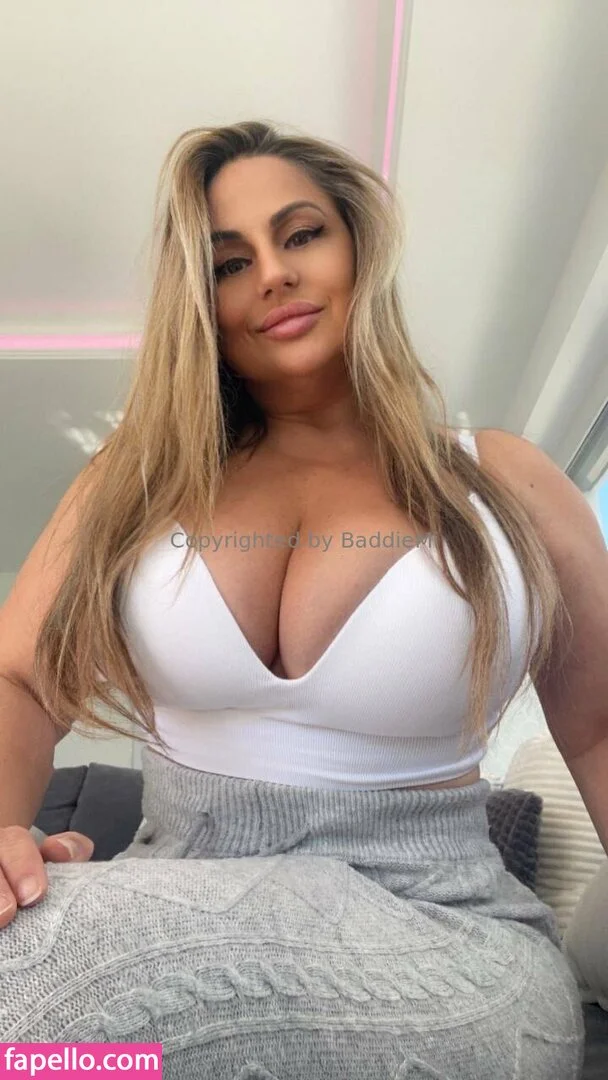 baddiemi Onlyfans Photo Gallery 