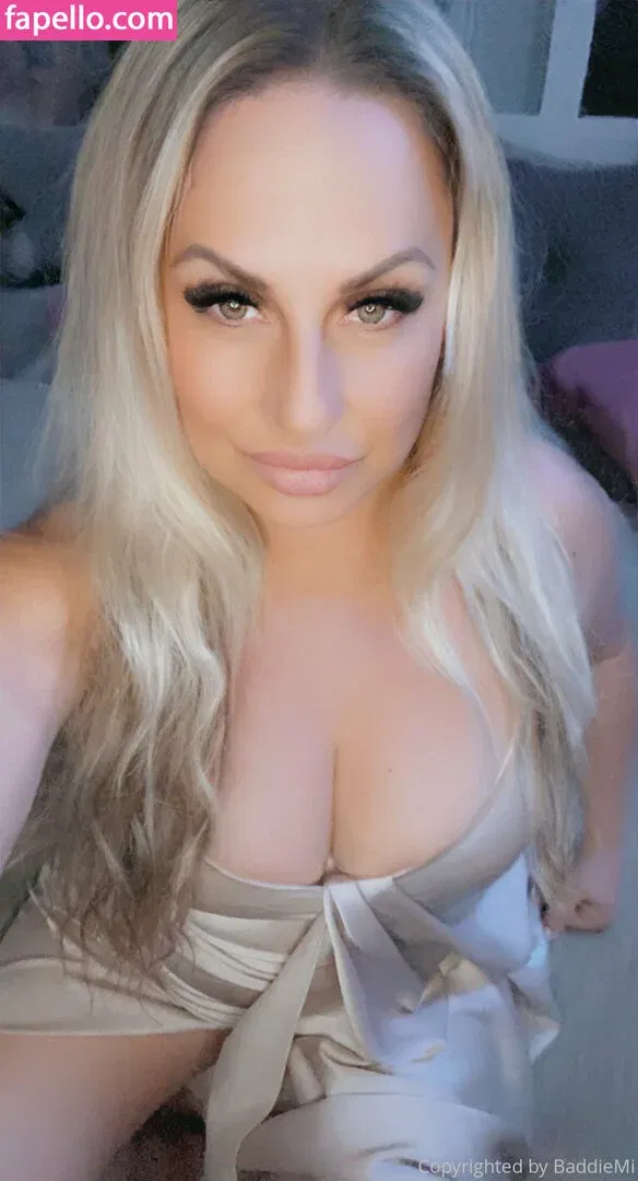 baddiemi Onlyfans Photo Gallery 
