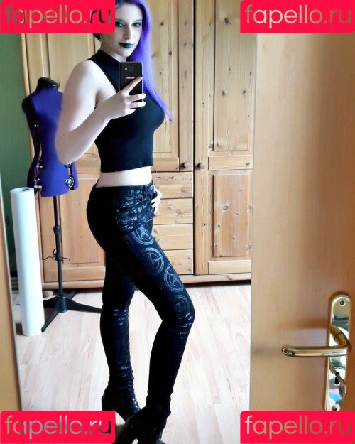 LunaraKitsune Onlyfans Photo Gallery 