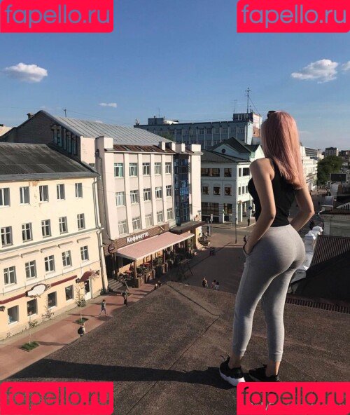 W.bery Onlyfans Photo Gallery 