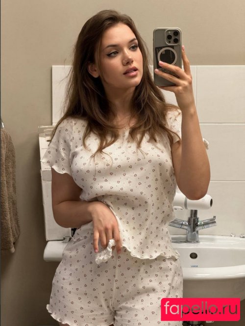 W.bery Onlyfans Photo Gallery 