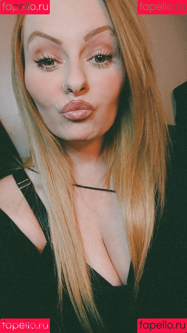 temptressqueen1 Onlyfans Photo Gallery 