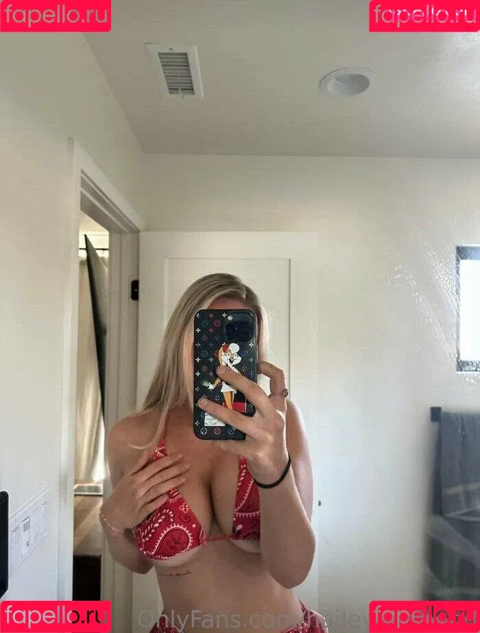 Hailey Sigmond Onlyfans Photo Gallery 