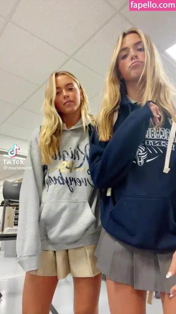 Mel Hock Onlyfans Photo Gallery 