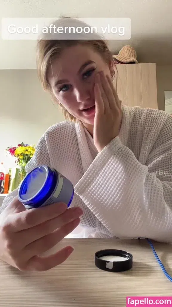 Mel Hock Onlyfans Photo Gallery 