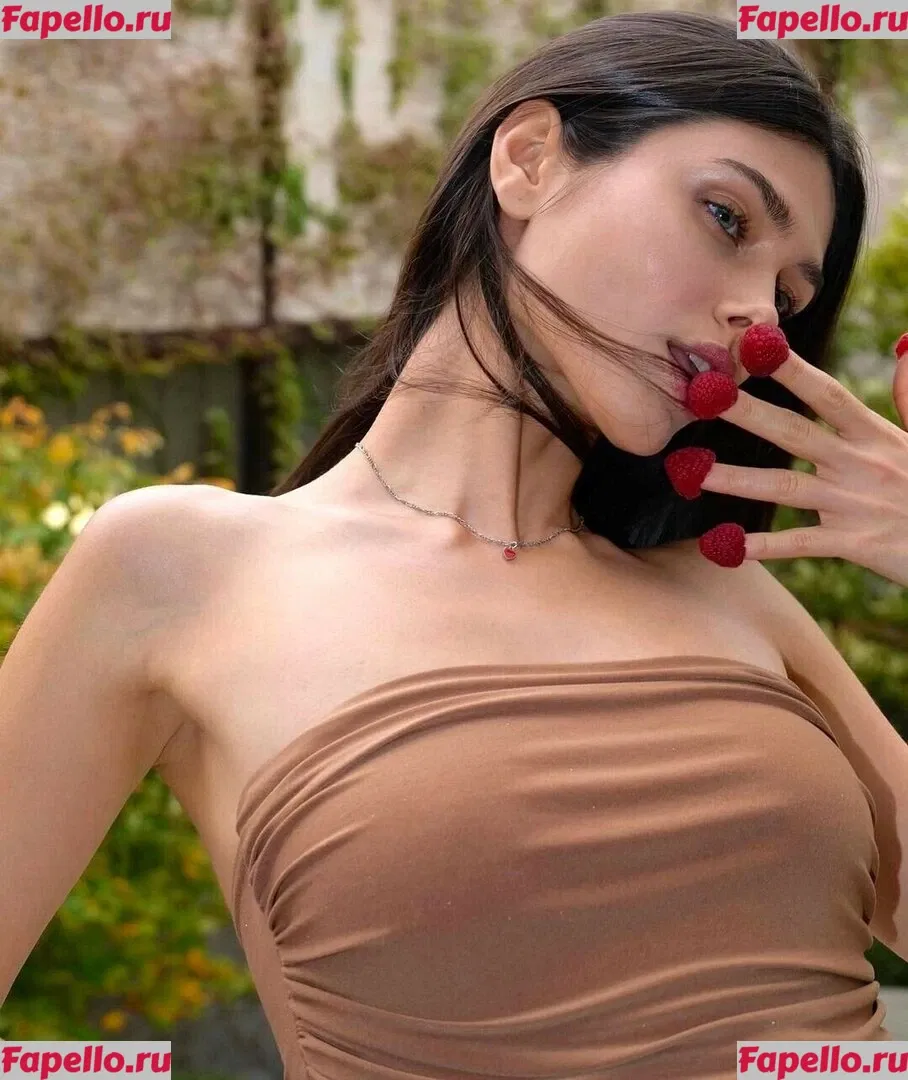 Victoria Bronova Onlyfans Photo Gallery 