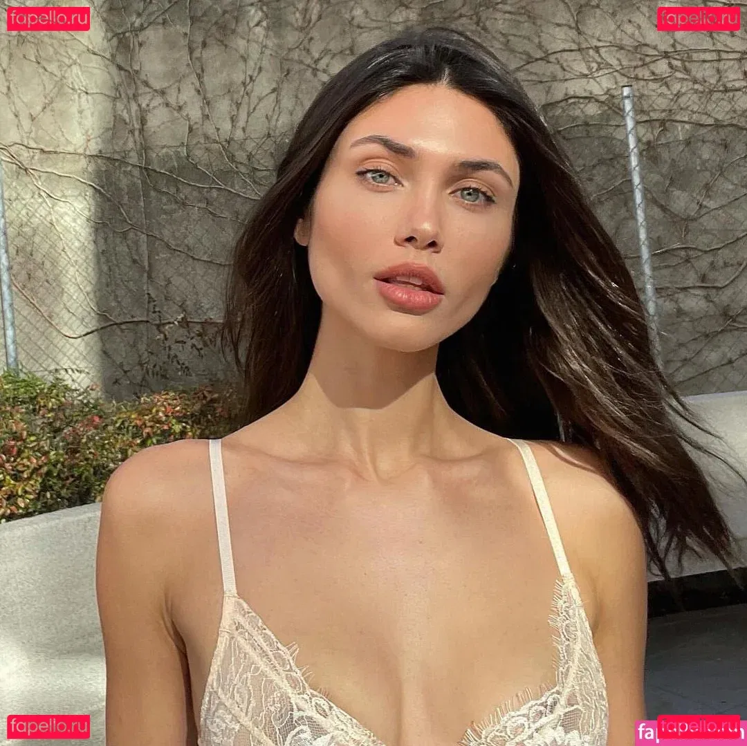 Victoria Bronova Onlyfans Photo Gallery 