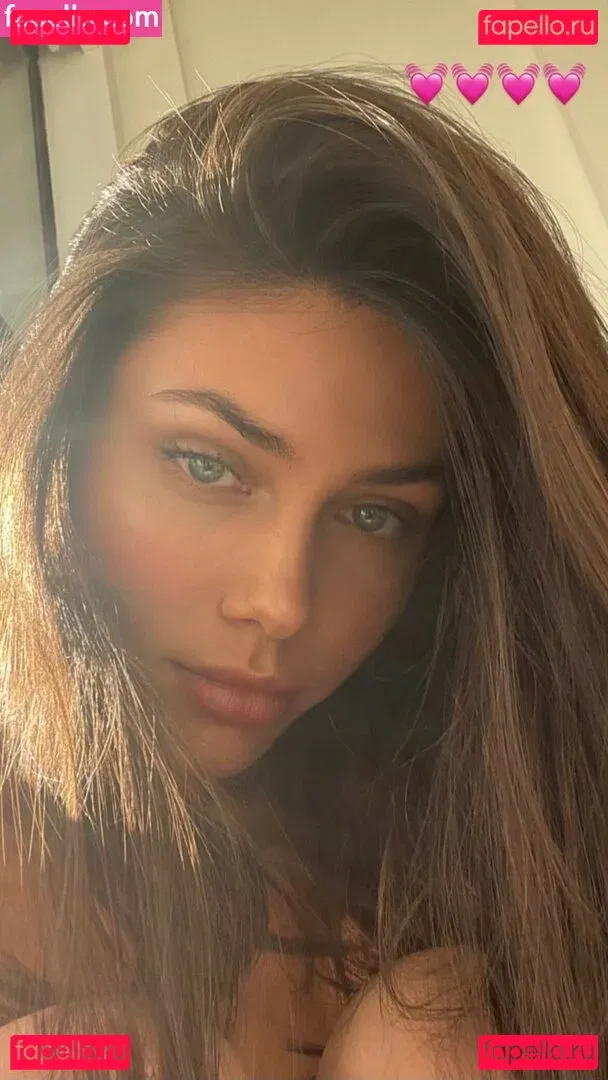 Victoria Bronova Onlyfans Photo Gallery 