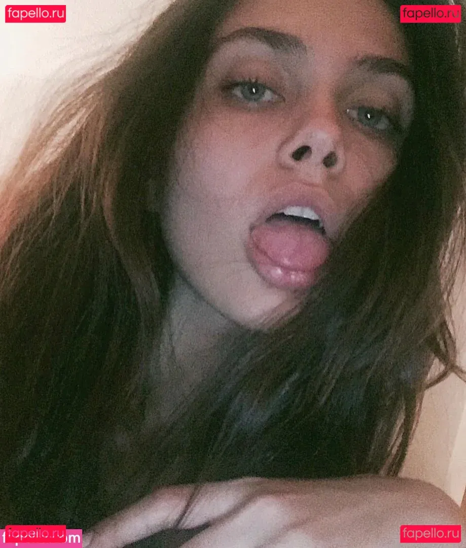 Victoria Bronova Onlyfans Photo Gallery 