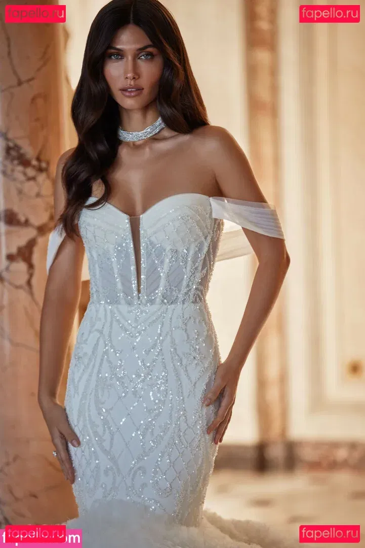 Victoria Bronova Onlyfans Photo Gallery 