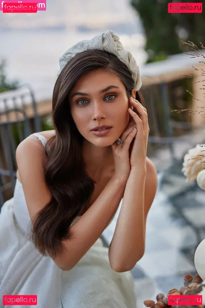 Victoria Bronova Onlyfans Photo Gallery 