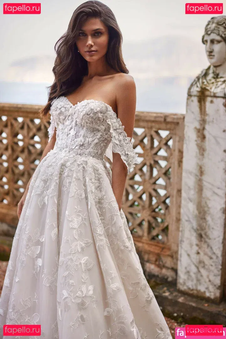 Victoria Bronova Onlyfans Photo Gallery 