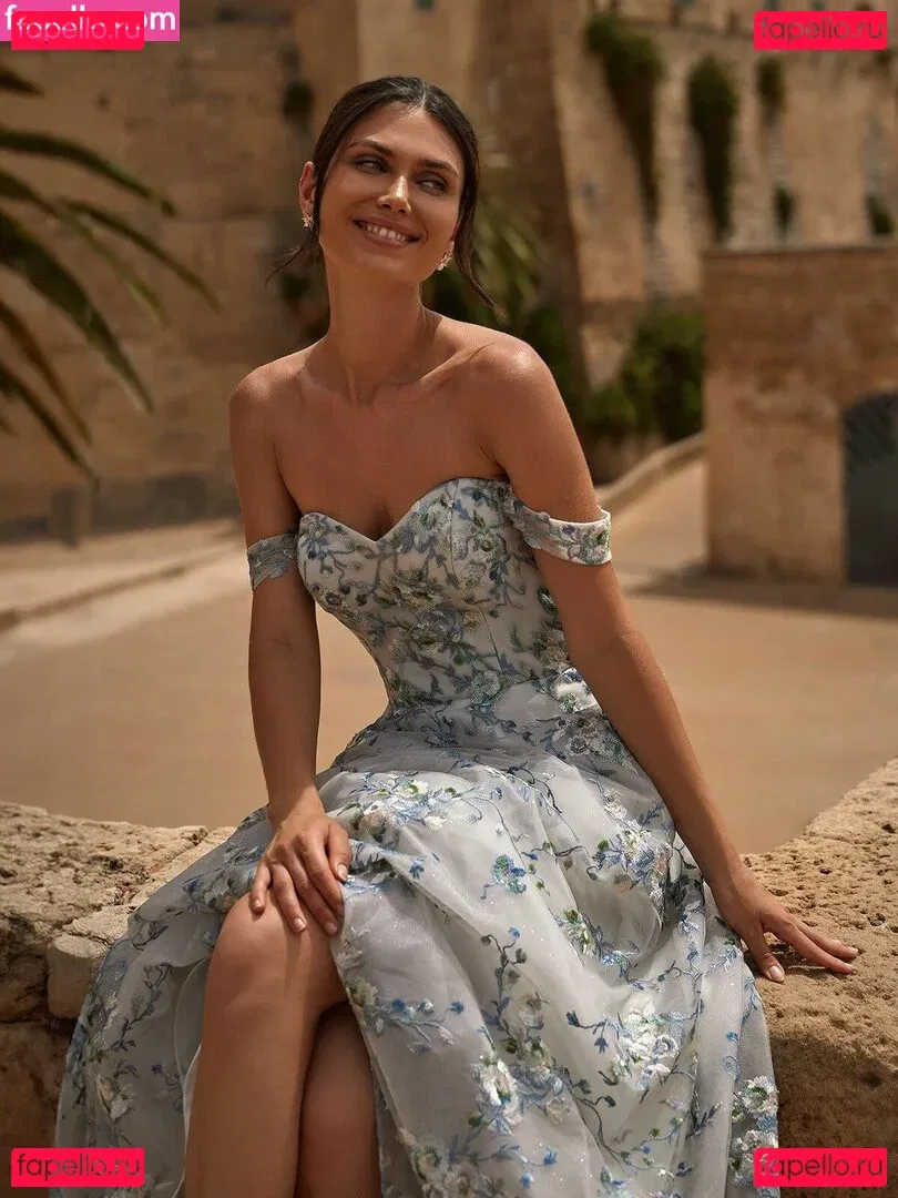 Victoria Bronova Onlyfans Photo Gallery 