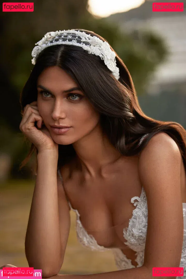 Victoria Bronova Onlyfans Photo Gallery 