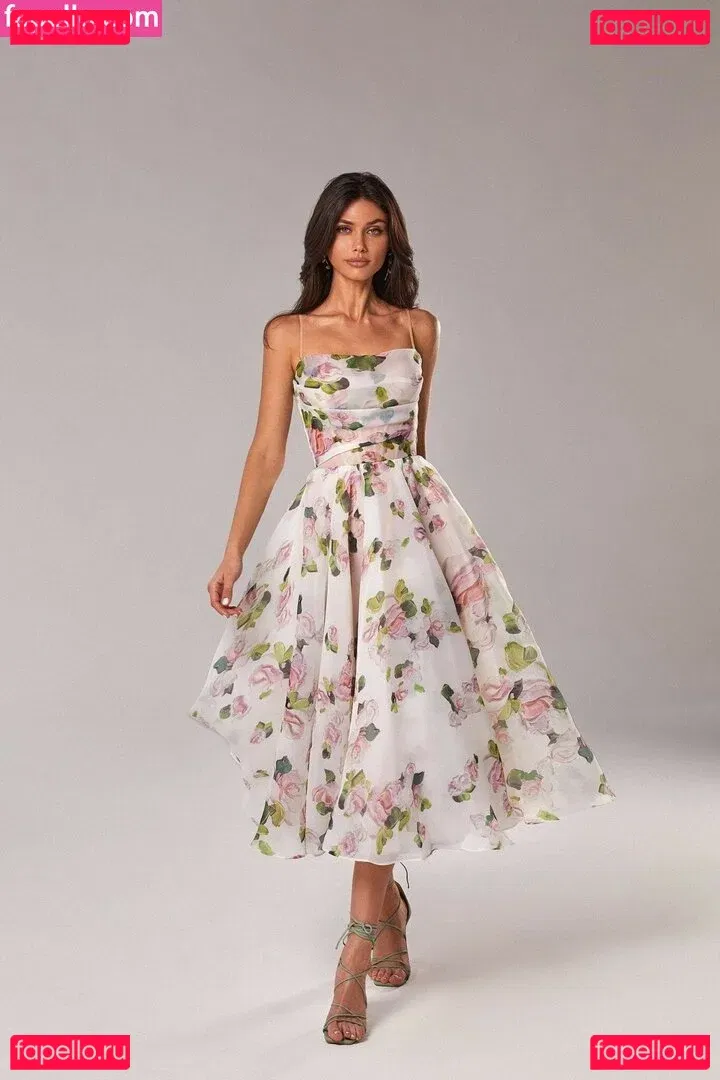 Victoria Bronova Onlyfans Photo Gallery 