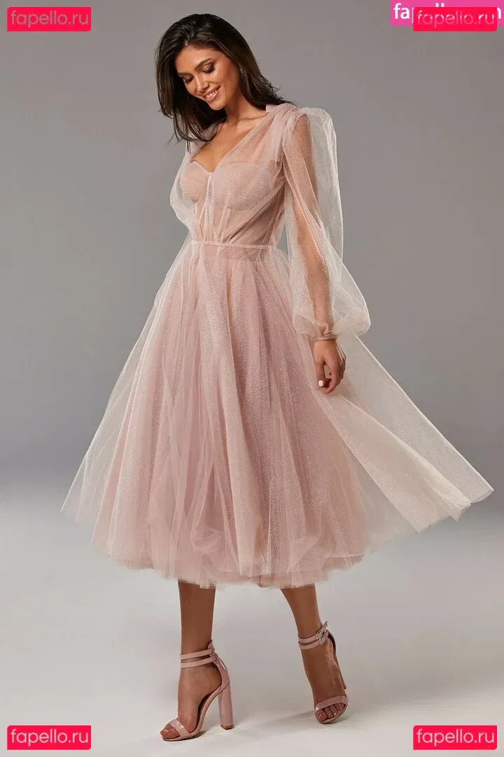 Victoria Bronova Onlyfans Photo Gallery 