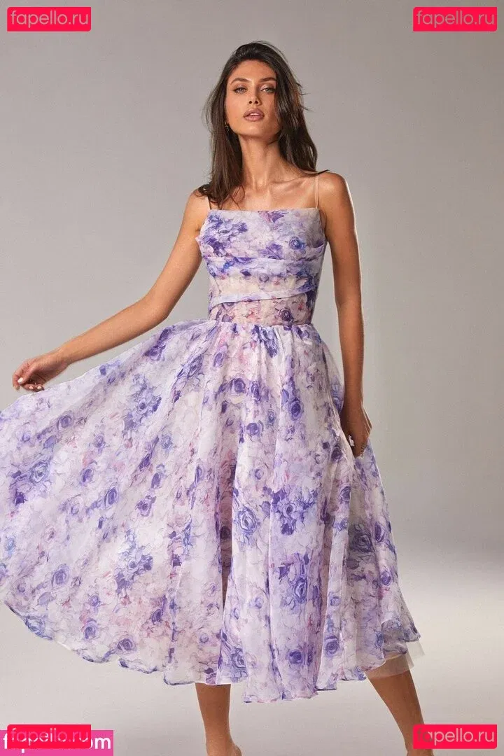 Victoria Bronova Onlyfans Photo Gallery 