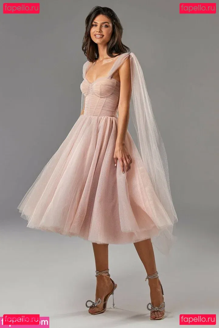 Victoria Bronova Onlyfans Photo Gallery 