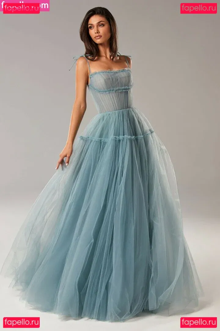 Victoria Bronova Onlyfans Photo Gallery 