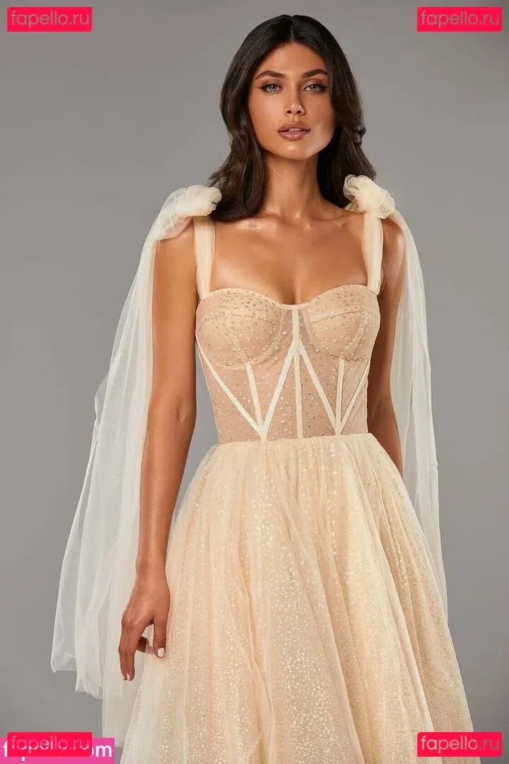 Victoria Bronova Onlyfans Photo Gallery 