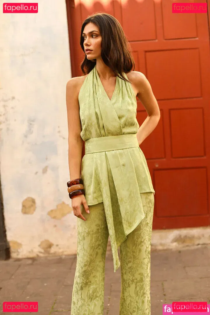 Victoria Bronova Onlyfans Photo Gallery 