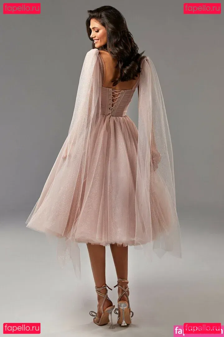 Victoria Bronova Onlyfans Photo Gallery 