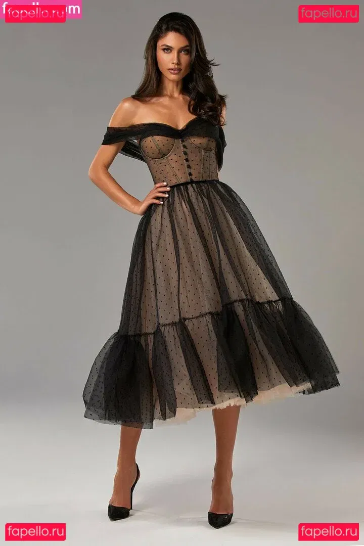 Victoria Bronova Onlyfans Photo Gallery 