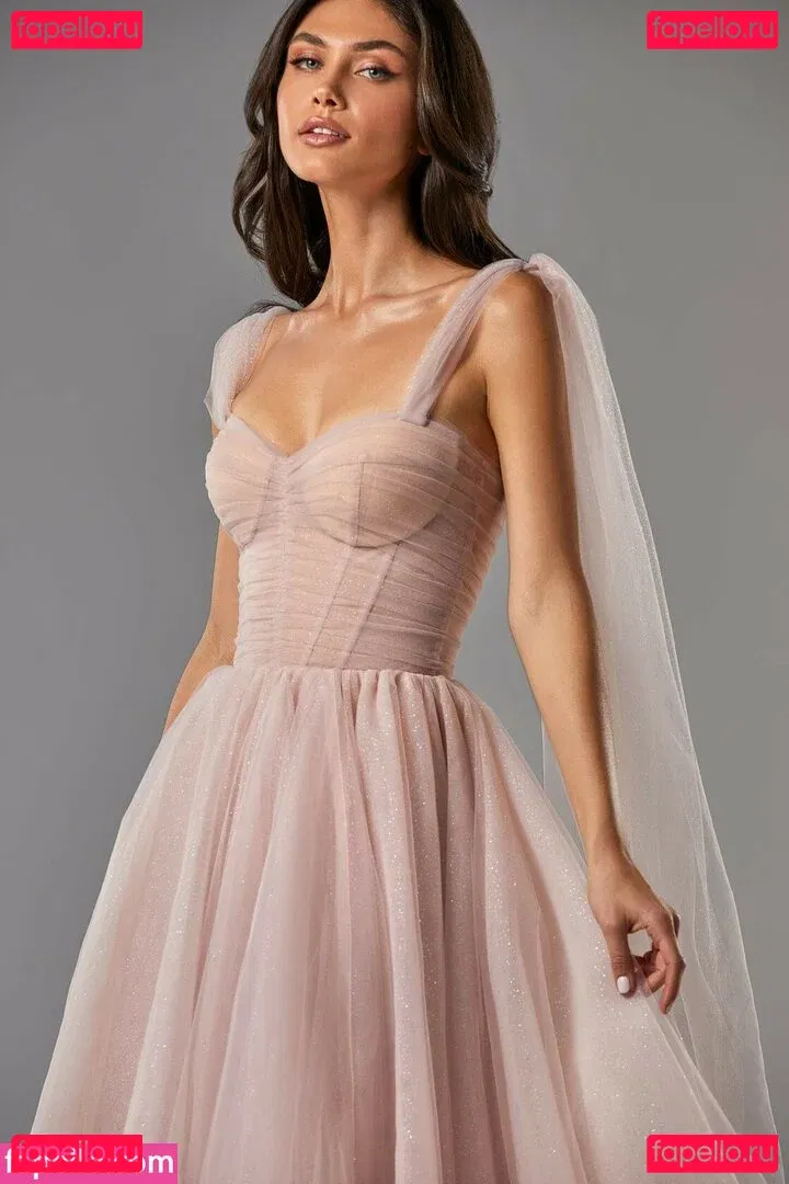 Victoria Bronova Onlyfans Photo Gallery 