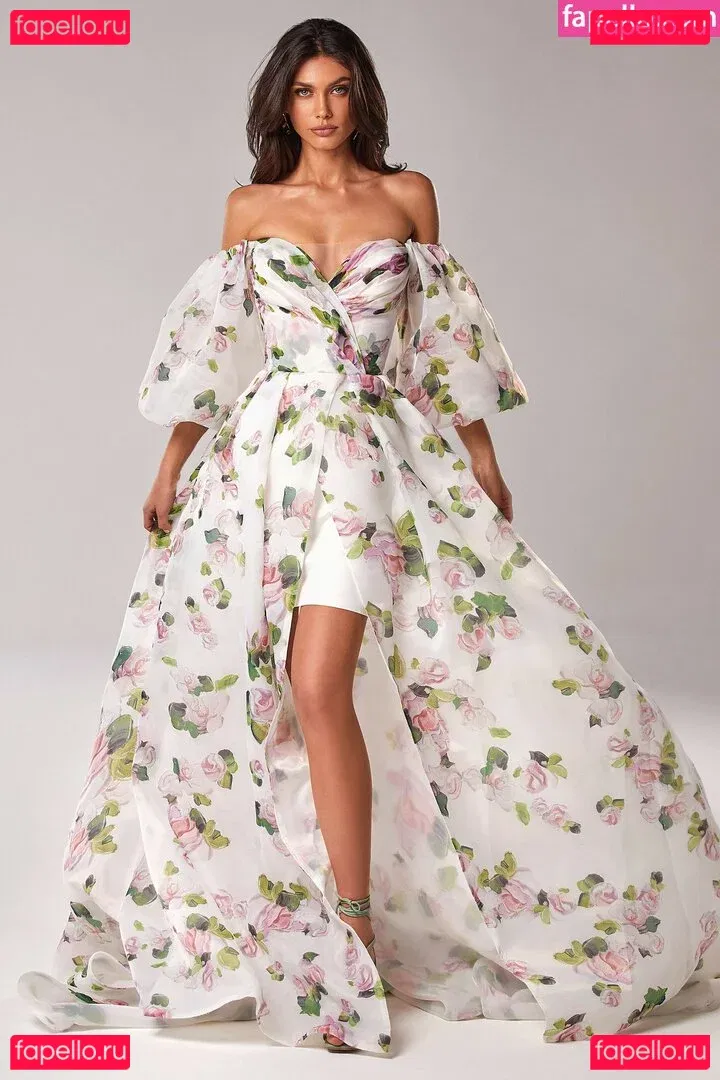 Victoria Bronova Onlyfans Photo Gallery 