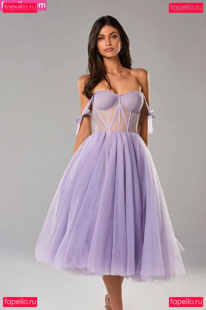 Victoria Bronova Onlyfans Photo Gallery 