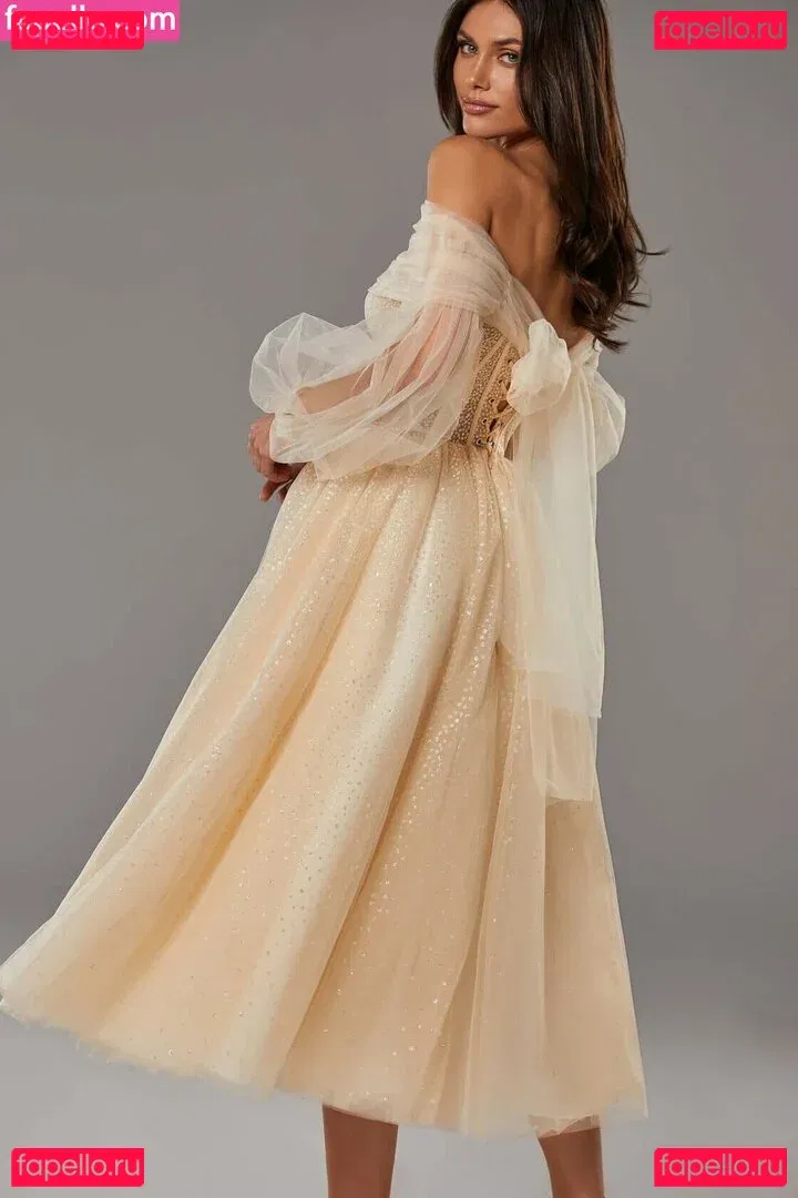 Victoria Bronova Onlyfans Photo Gallery 