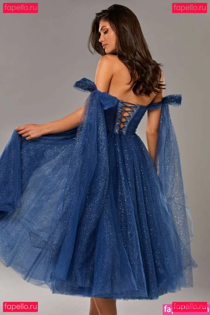 Victoria Bronova Onlyfans Photo Gallery 