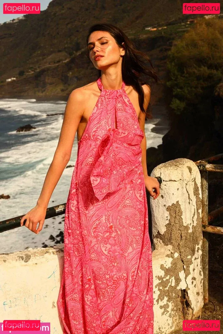 Victoria Bronova Onlyfans Photo Gallery 