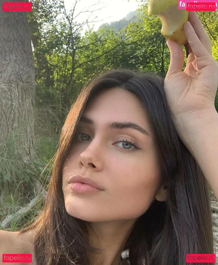 Victoria Bronova Onlyfans Photo Gallery 