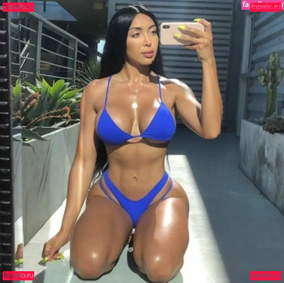 Sumeet Sahni Onlyfans Photo Gallery 