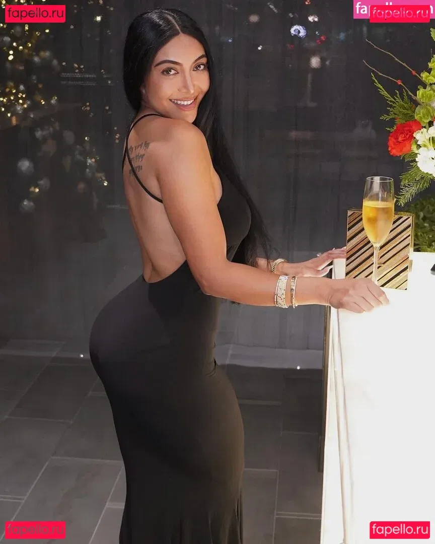 Sumeet Sahni Onlyfans Photo Gallery 