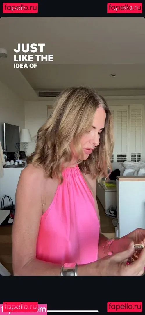 Trinny Woodall Onlyfans Photo Gallery 