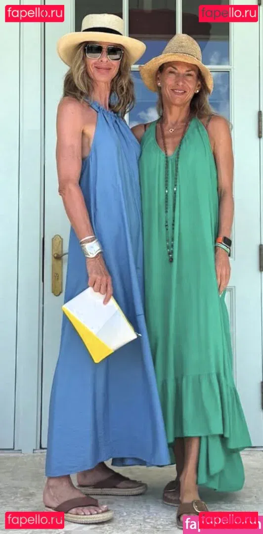 Trinny Woodall Onlyfans Photo Gallery 