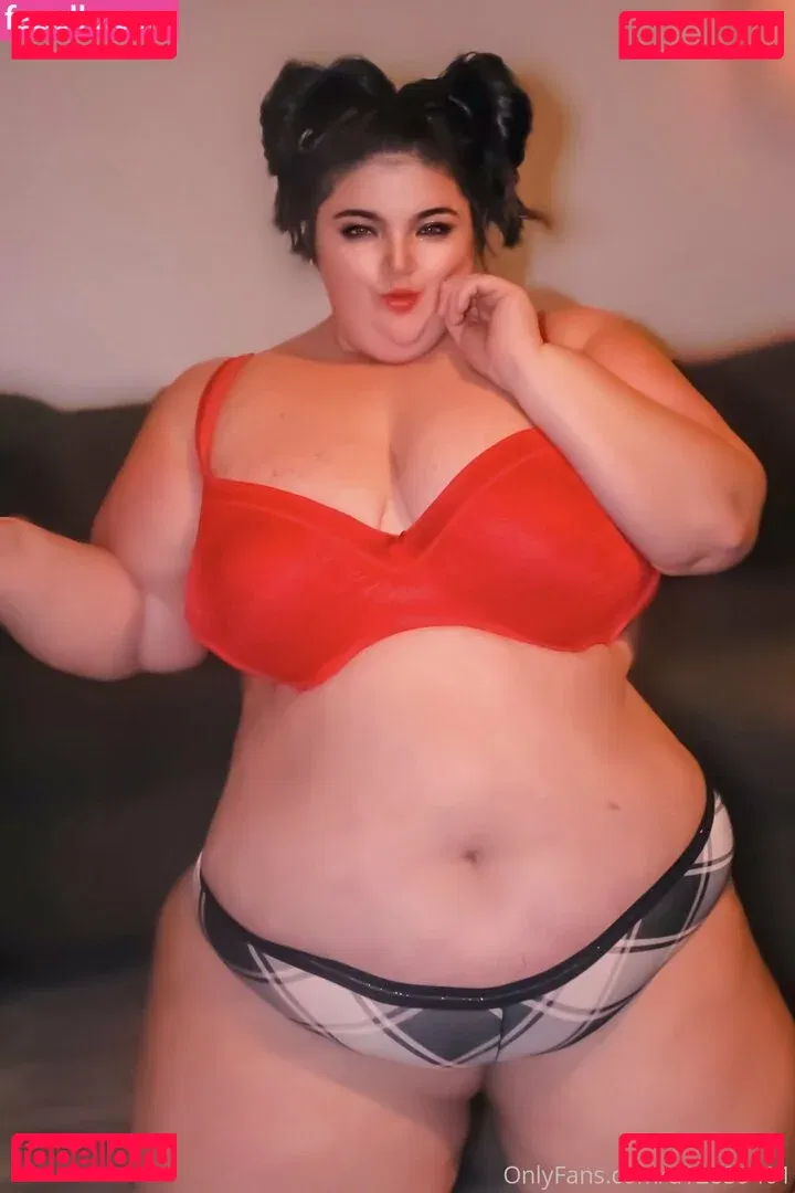 katkummings Onlyfans Photo Gallery 