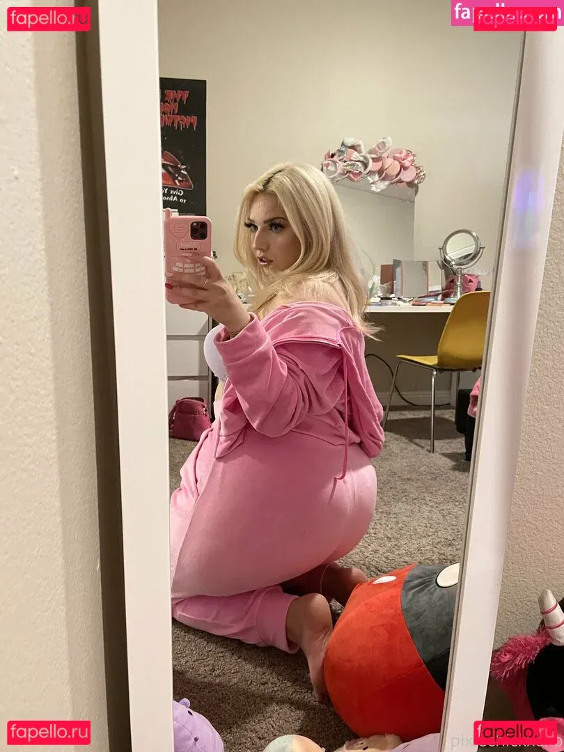 pixiechickxoxo Onlyfans Photo Gallery 