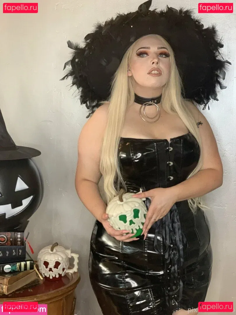 pixiechickxoxo Onlyfans Photo Gallery 