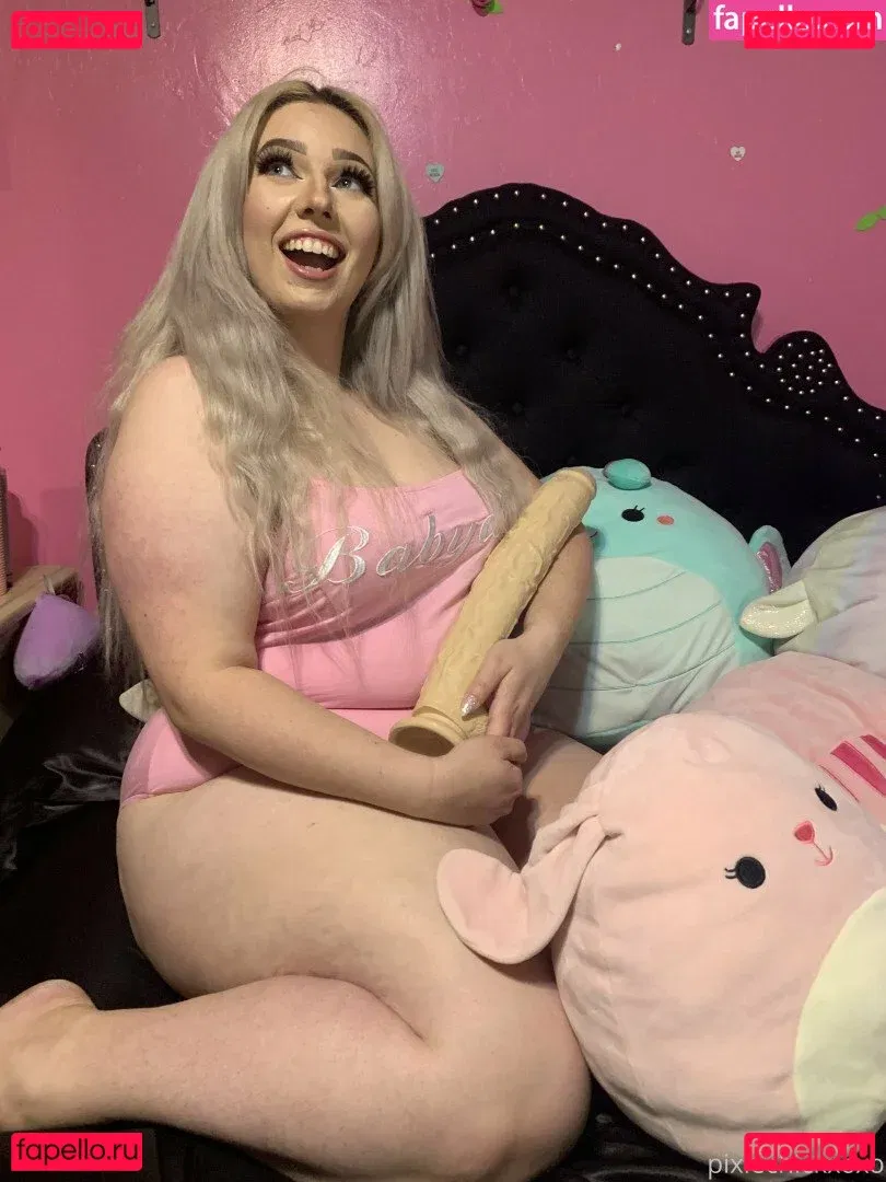 pixiechickxoxo Onlyfans Photo Gallery 