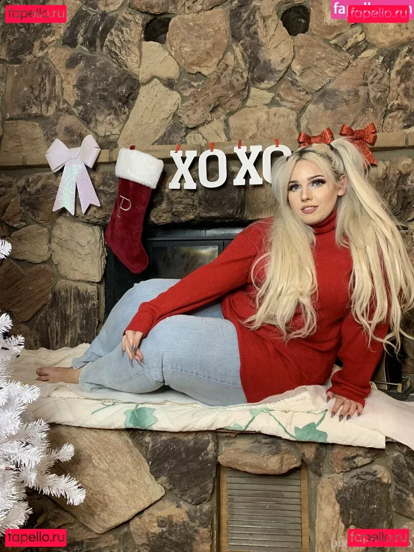 pixiechickxoxo Onlyfans Photo Gallery 