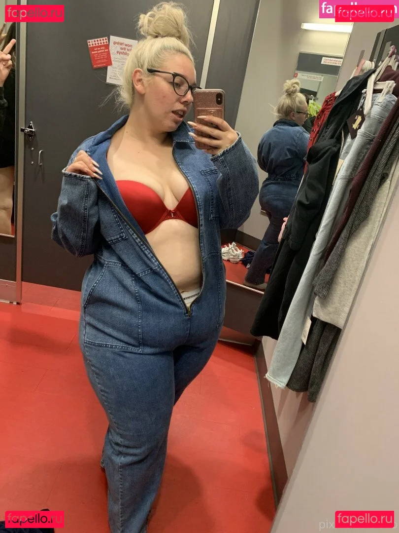 pixiechickxoxo Onlyfans Photo Gallery 