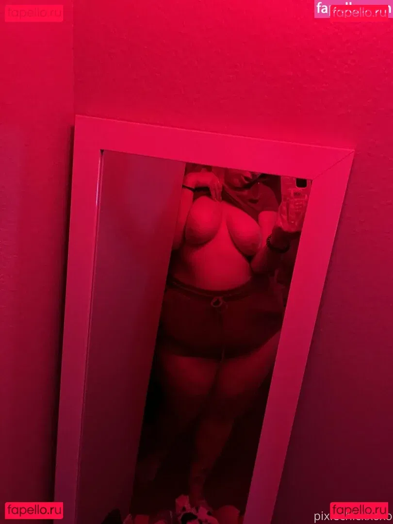 pixiechickxoxo Onlyfans Photo Gallery 