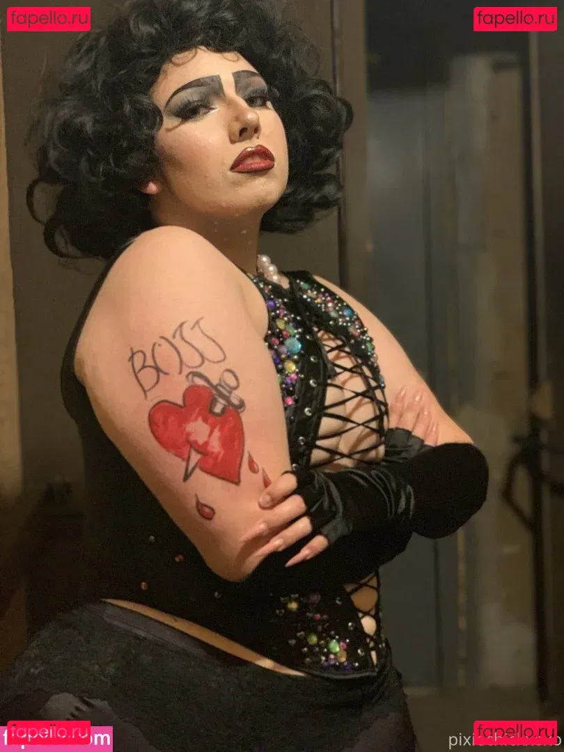 pixiechickxoxo Onlyfans Photo Gallery 