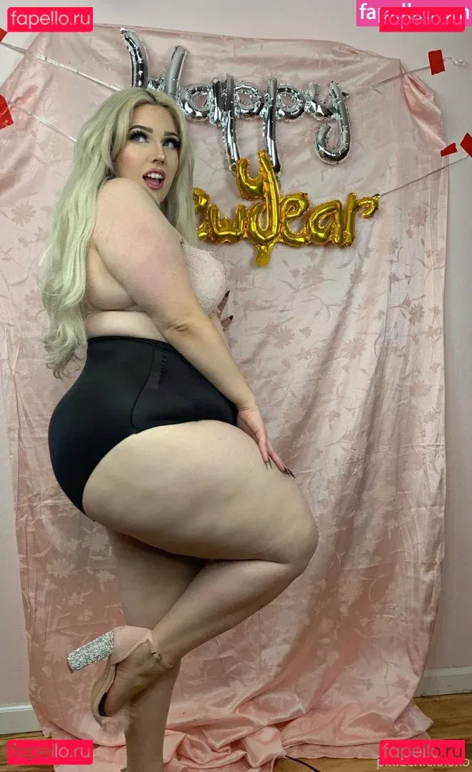pixiechickxoxo Onlyfans Photo Gallery 
